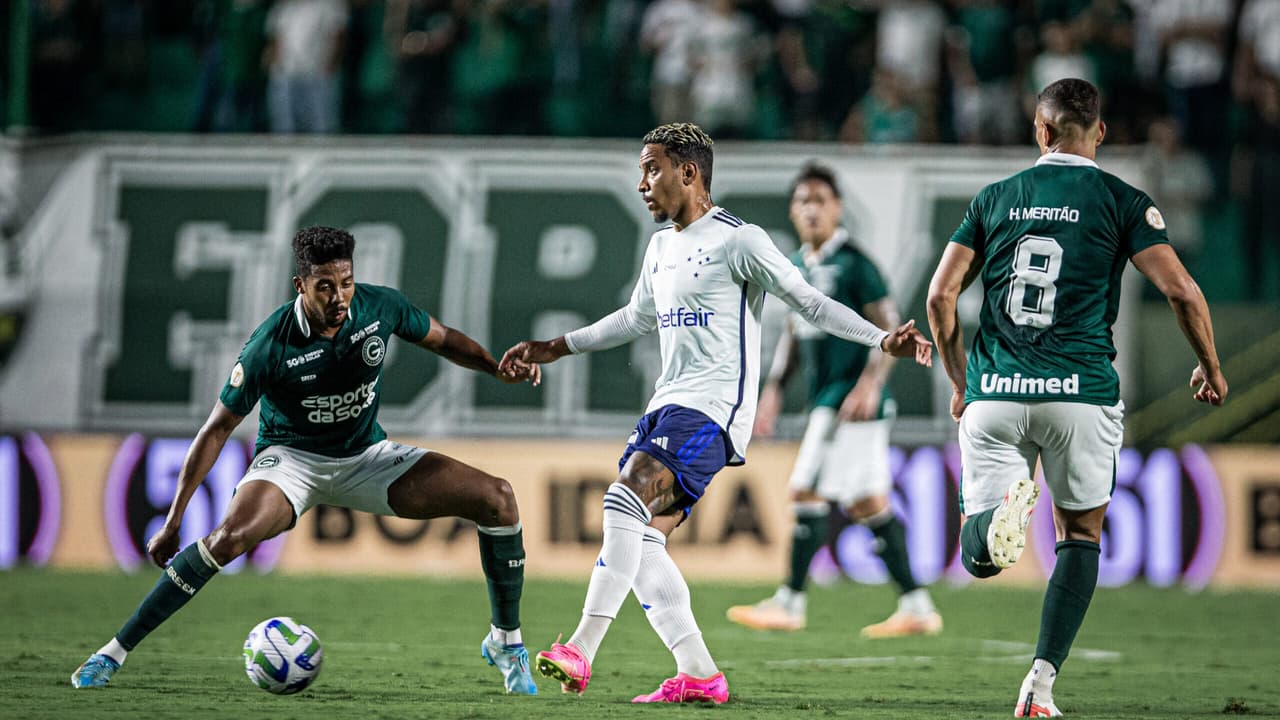 Retrospecto de Confrontos Eliminatórios: Cruzeiro e Goiás se Enfrentam pela Quarta Vez