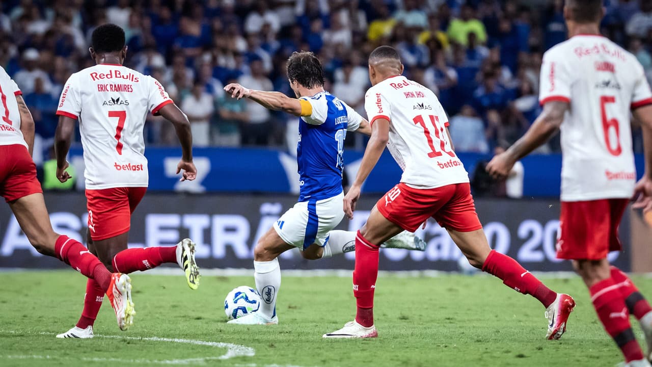 Árbitro de Prestígio Mundial Apita Confronto entre Cruzeiro e Red Bull Bragantino