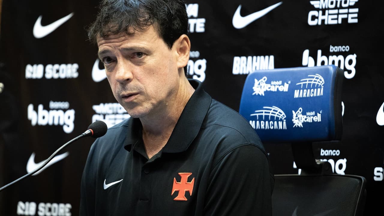 Análise: Diniz busca no Corinthians equilíbrio entre base, estrelas e resultados imediatos