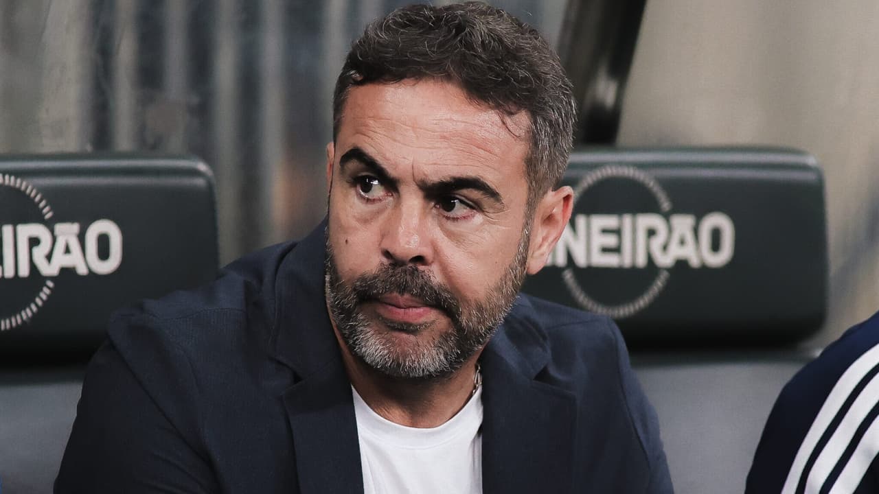 Artur Jorge Revela Táticas e Motivação nos Bastidores da Vitória do Cruzeiro