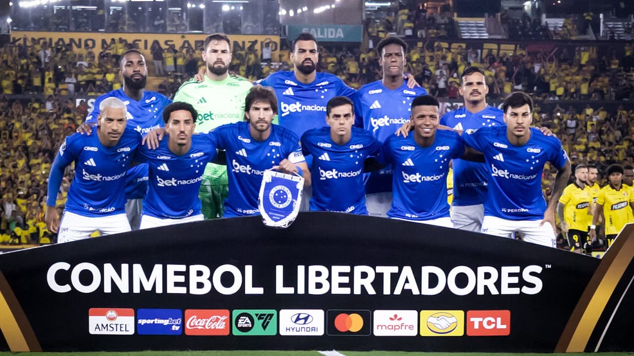 Jogador do Cruzeiro Responde a Críticas do Técnico do Barcelona-EQ