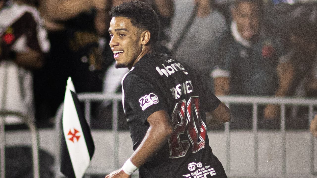 Reforços da 'era Diniz' vivem fases distintas no Vasco