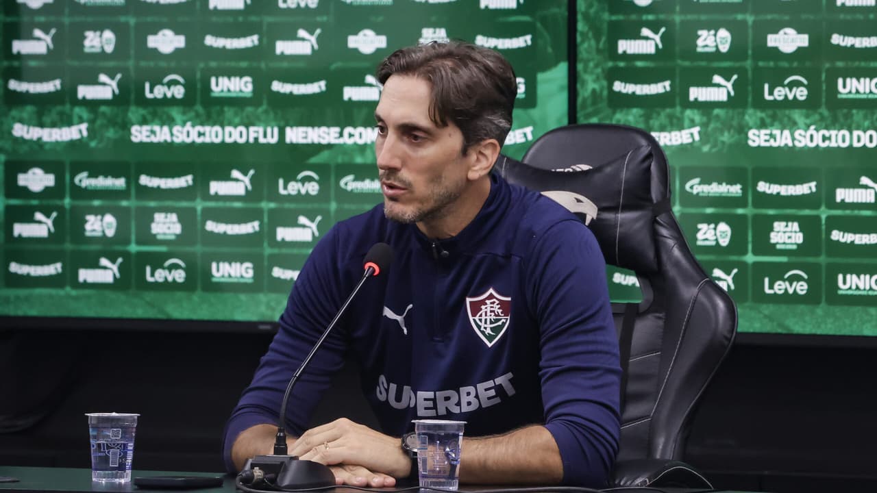 Zubeldía explode com gramado péssimo no empate do Flu e alerta para riscos aos jogadores — Futebol