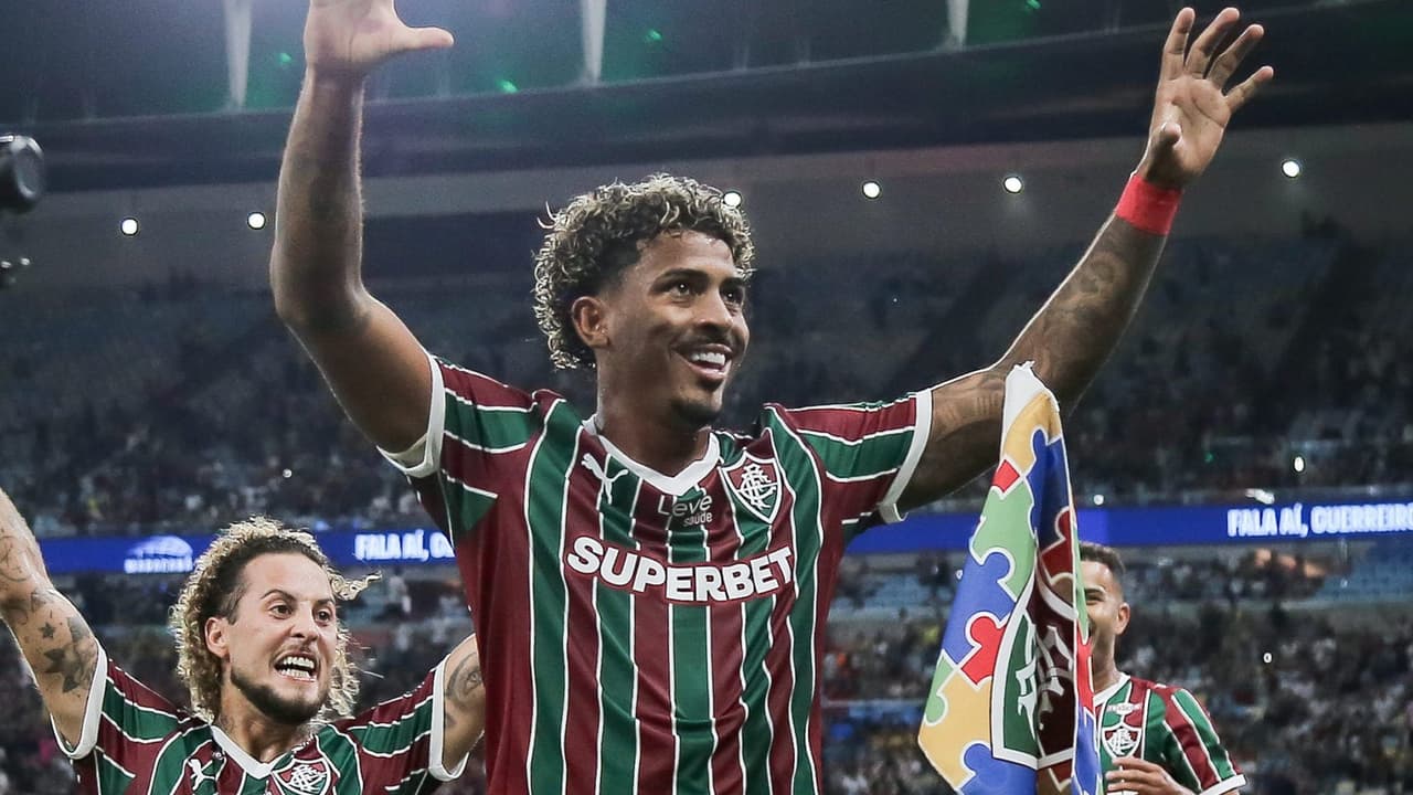 John Kennedy revela inspiração em Fred 'professor' e detalha bomba que decidiu para o Fluminense — Futebol