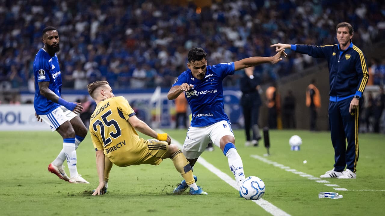 Cruzeiro Domina o Inesperado: Resiliência e Estratégia Brilham na Partida Contra o Boca