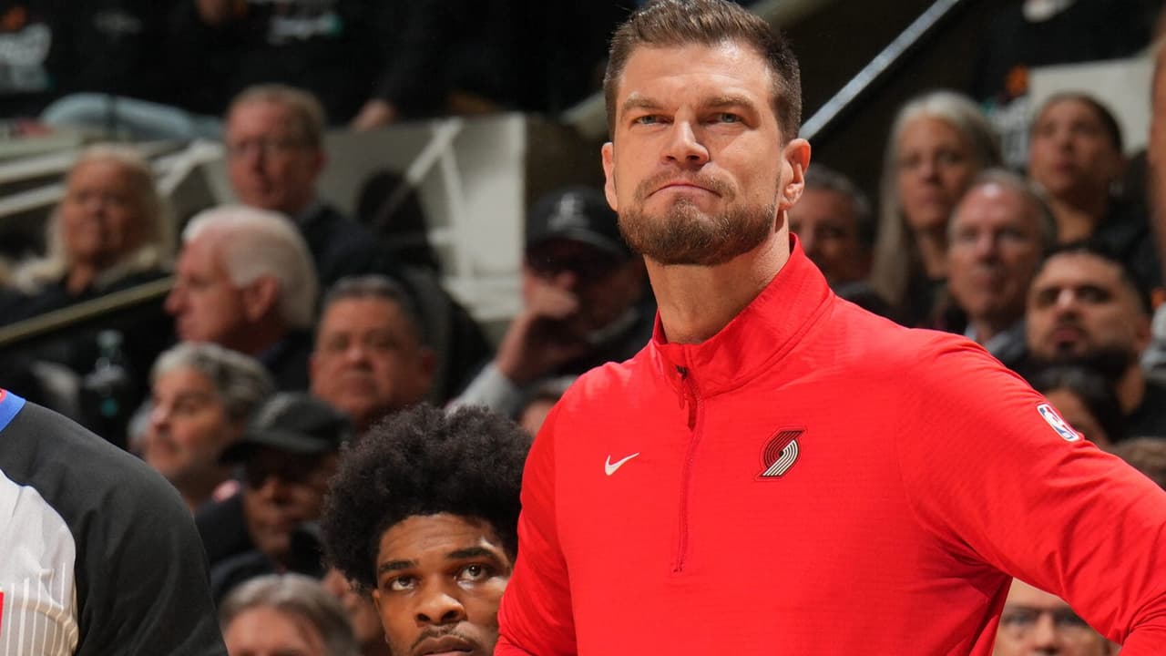 Tiago Splitter conquista 1ª vitória como técnico nos Playoffs da NBA