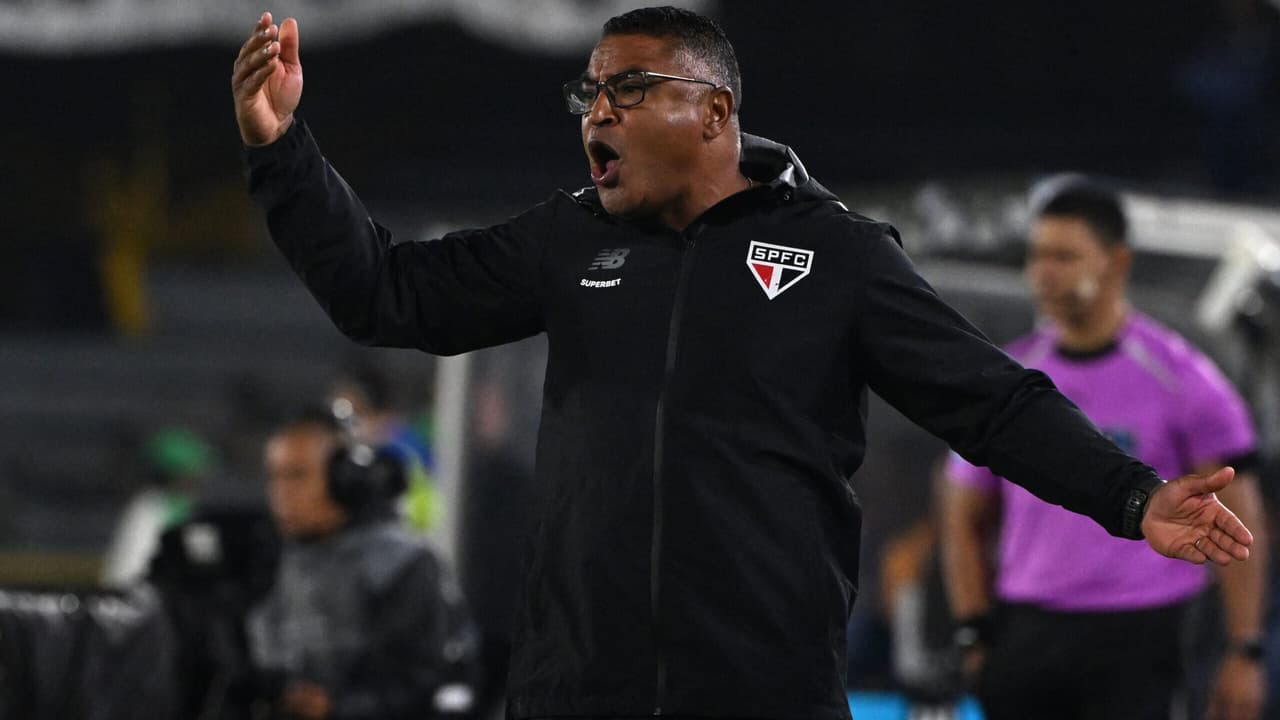 Roger Machado traça futuro de Ryan Francisco e Paulinho no São Paulo após empate na Sul-Americana — Futebol