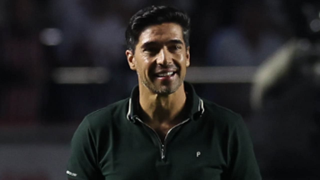 'Contra tudo e contra todo': Palmeiras muda postura e responde em campo a desafios