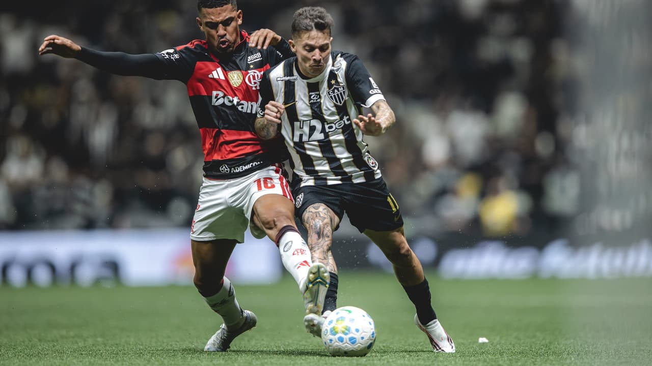 Galo Desaba com Goleada do Flamengo: Crise Interna Expõe Fragilidades na Arena MRV — Futebol