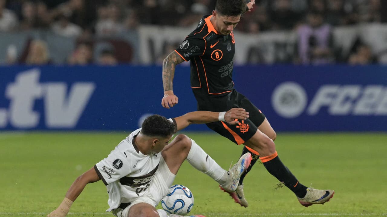 Garro brilha como a primeira grande expectativa na era Diniz