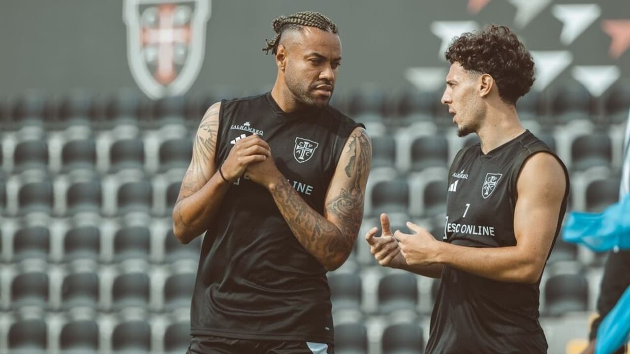 Parceiro de Nuno Moreira, brasileiro faz história em Portugal