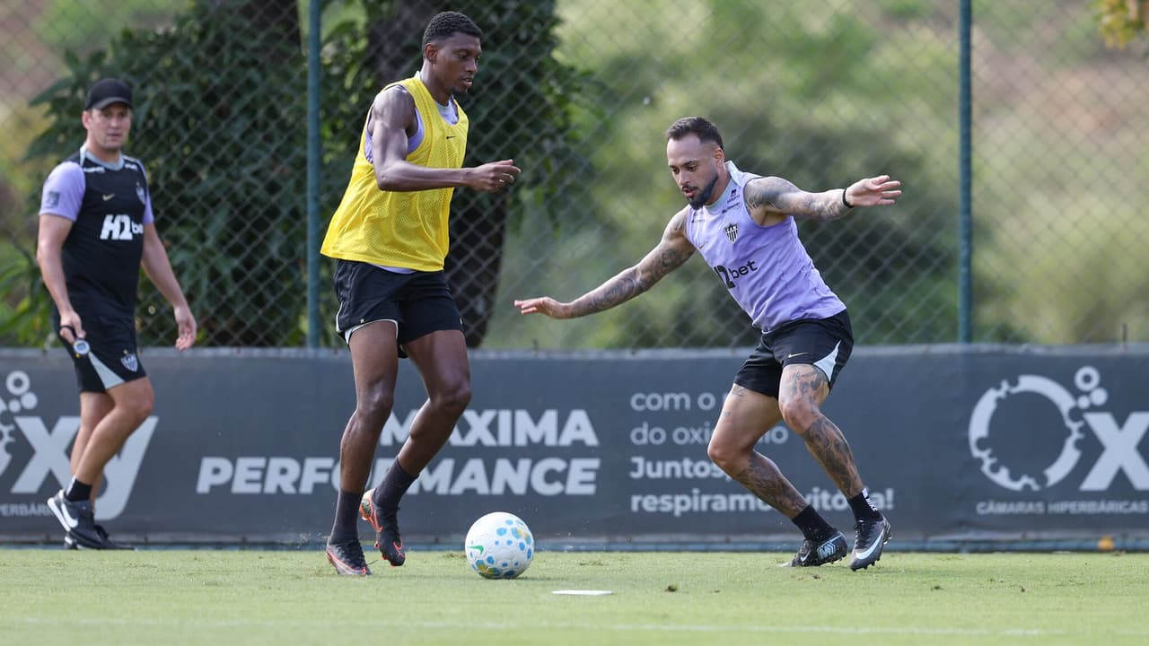Dúvidas no Galo: escolhas de Domínguez para o clássico decisivo contra o Cruzeiro — Futebol