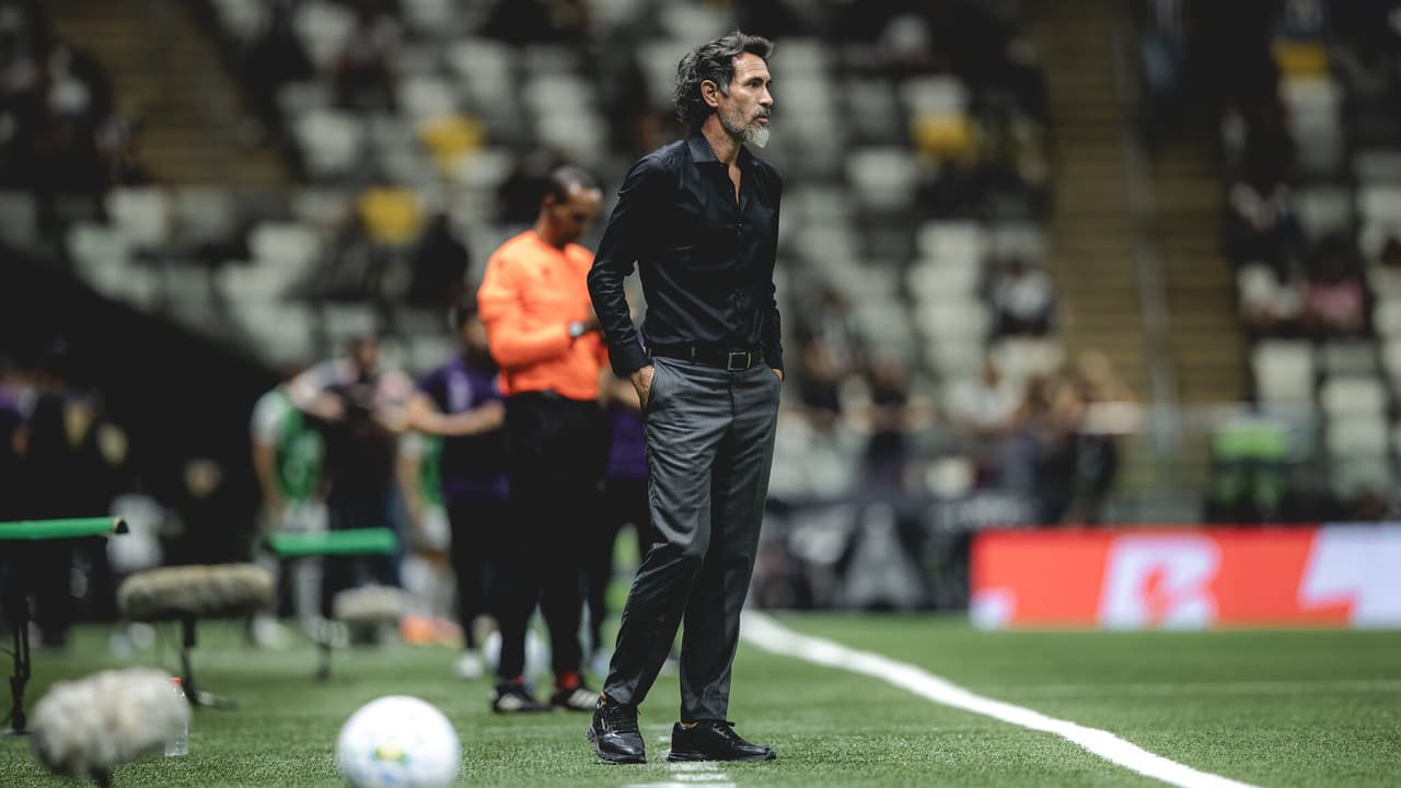 Domínguez admite críticas da torcida ao Galo, mas aposta na evolução do time — Futebol