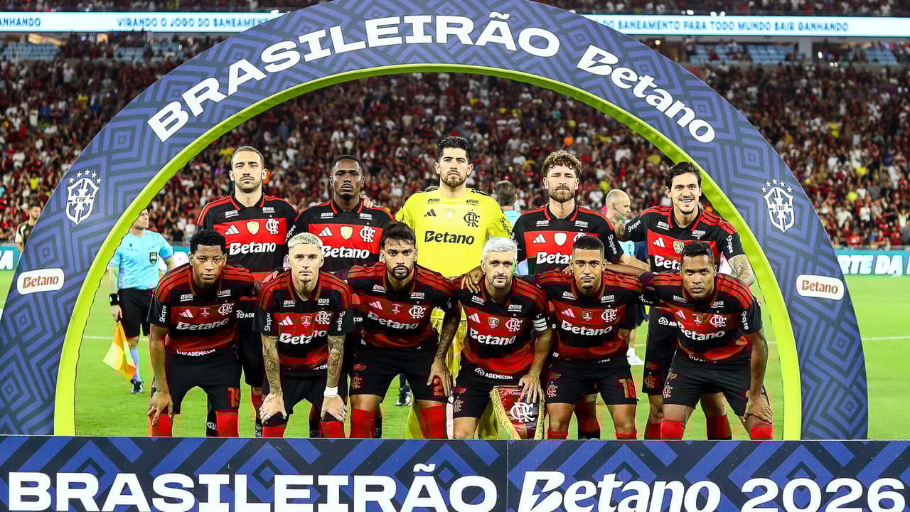 Torcedores do Flamengo pedem titular na Copa do Mundo: 'Quer muito'