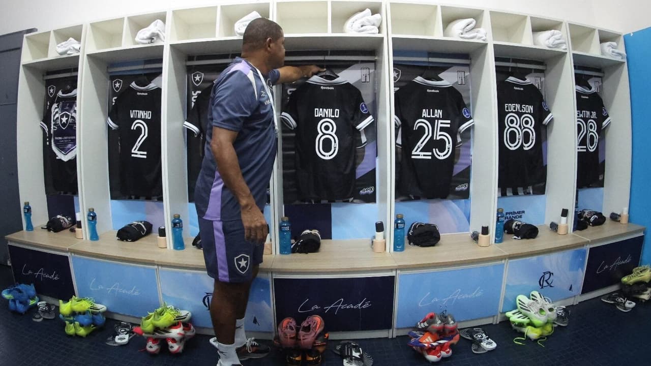 Botafogo encara Racing com mudanças na equipe pela Sul-Americana