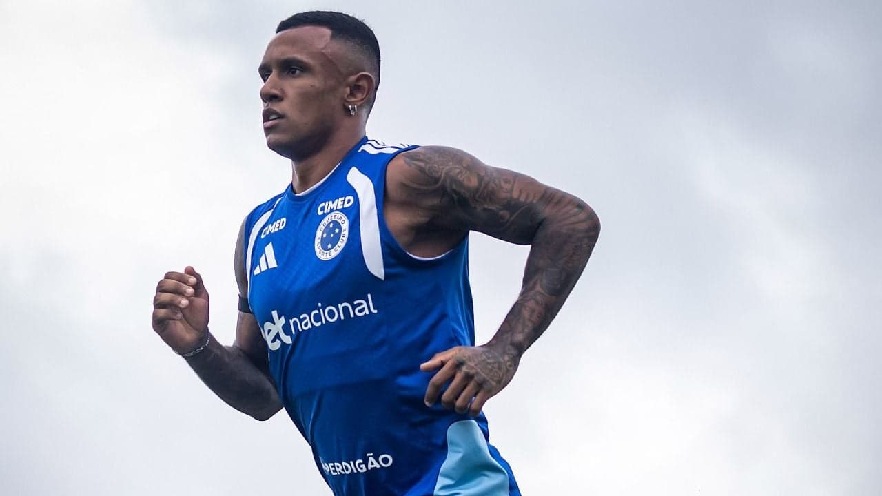 Marquinhos volta aos treinos após seis meses e promete agitar a ofensiva do Cruzeiro em momentos decisivos