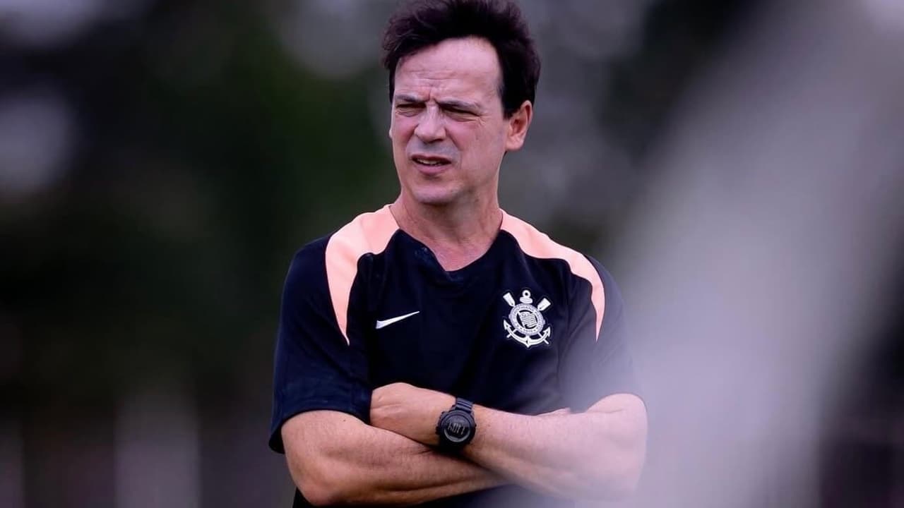 Diniz busca reverter má fase do Corinthians na estreia da Libertadores