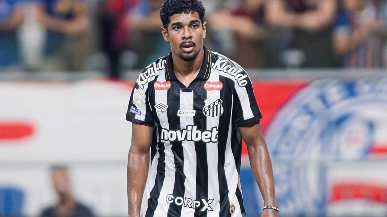 João Ananias celebra estreia como titular no Santos: 'Momento único na minha vida' — Futebol