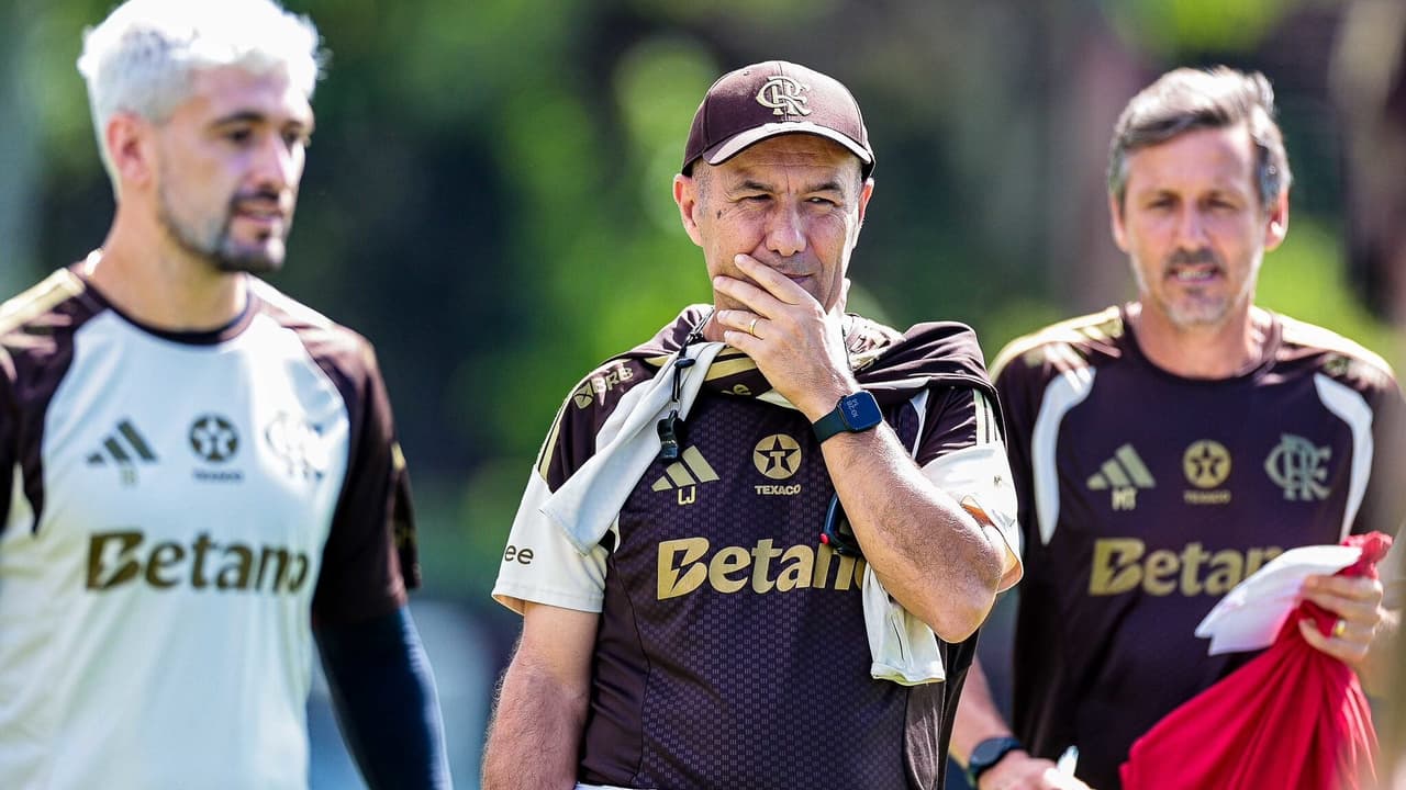 Leonardo Jardim Revela Mudanças na Escalação do Flamengo para o Confronto contra o Estudiantes