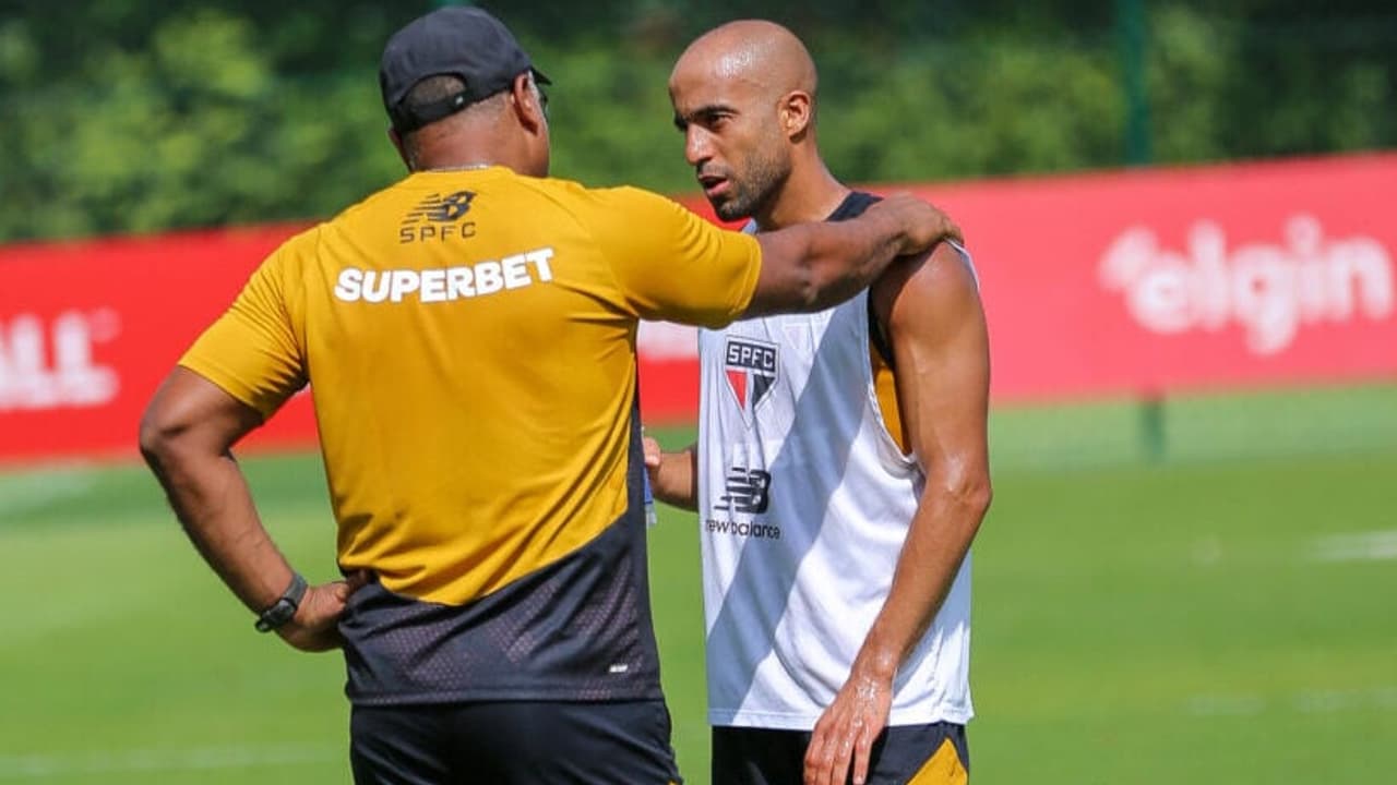 Lucas Moura brilha em treino e São Paulo ganha reforços para duelo com Bahia — Futebol