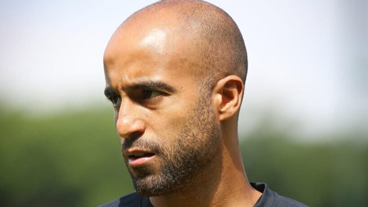 Lucas Moura acelera recuperação e volta ao gramado no São Paulo — Futebol