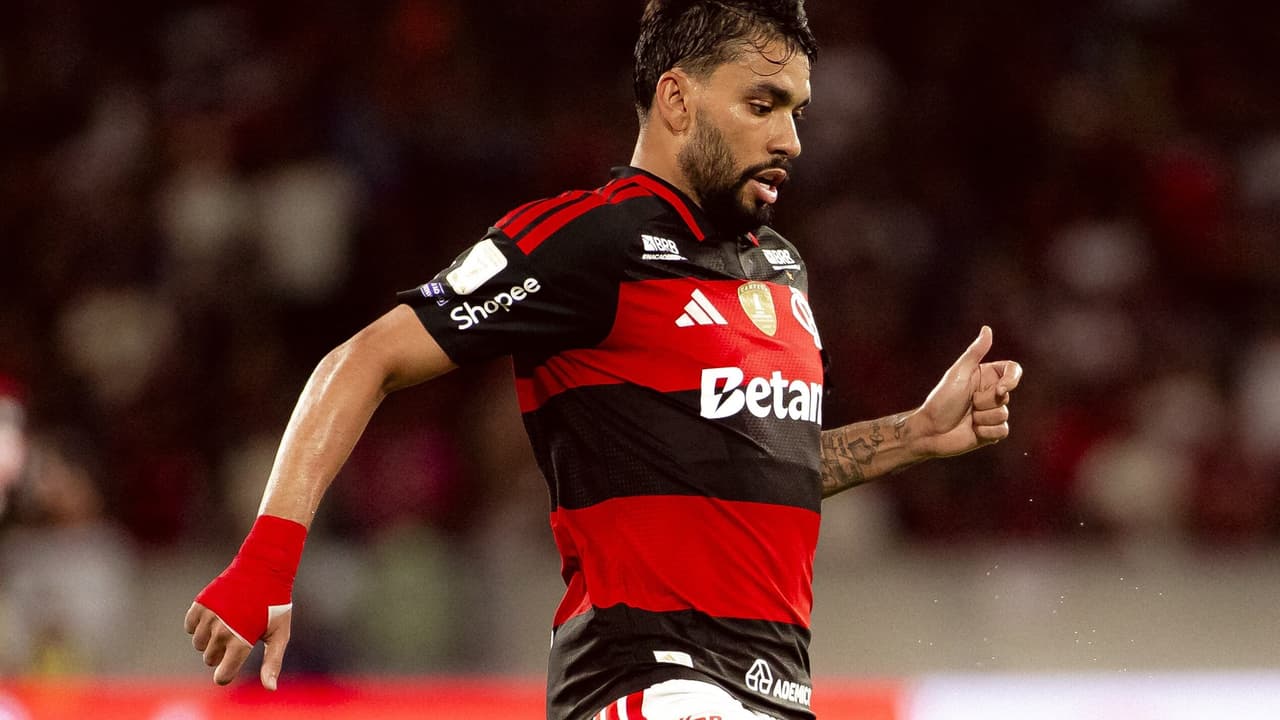 Flamengo em Alerta: Paquetá Passa por Avaliação Após Relato de Pequena Dor