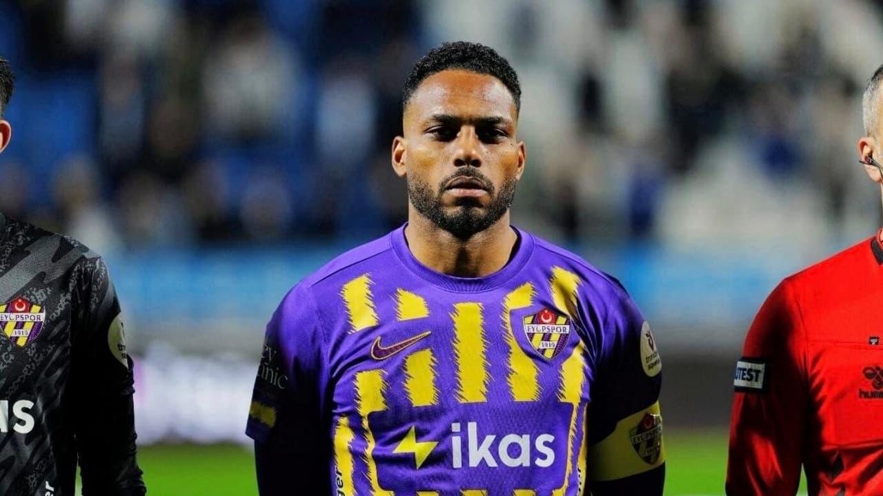 Luccas Claro resiste à turbulência no Eyüpspor e vira alvo de clubes brasileiros — Futebol