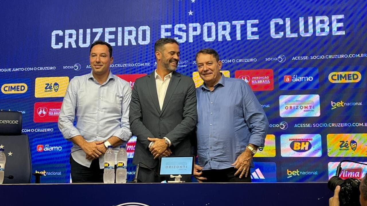 Pedrinho Destaca Liderança de Artur Jorge e Impacto Positivo na Equipe do Cruzeiro