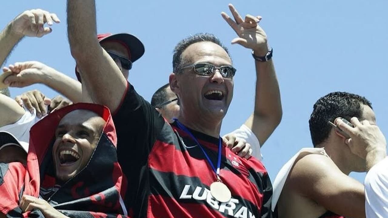 Olivinha presta homenagem a Oscar Schmidt e relembra conquistas no Flamengo