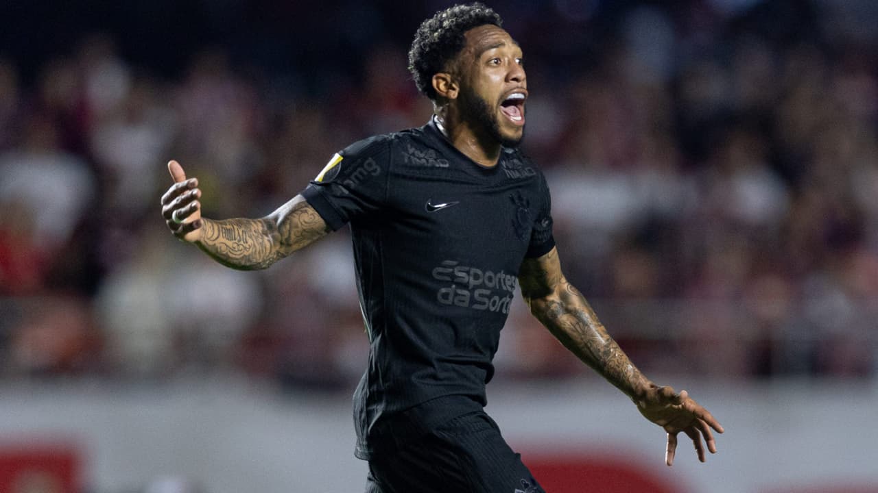 Martínez critica Dorival após saída e aponta: 