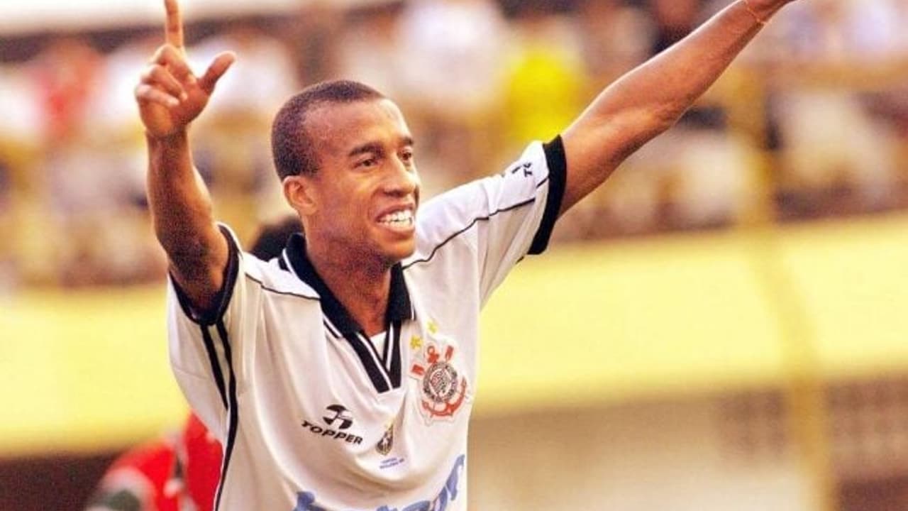 Por onde anda Nenê, ex-zagueiro de Corinthians e Grêmio?