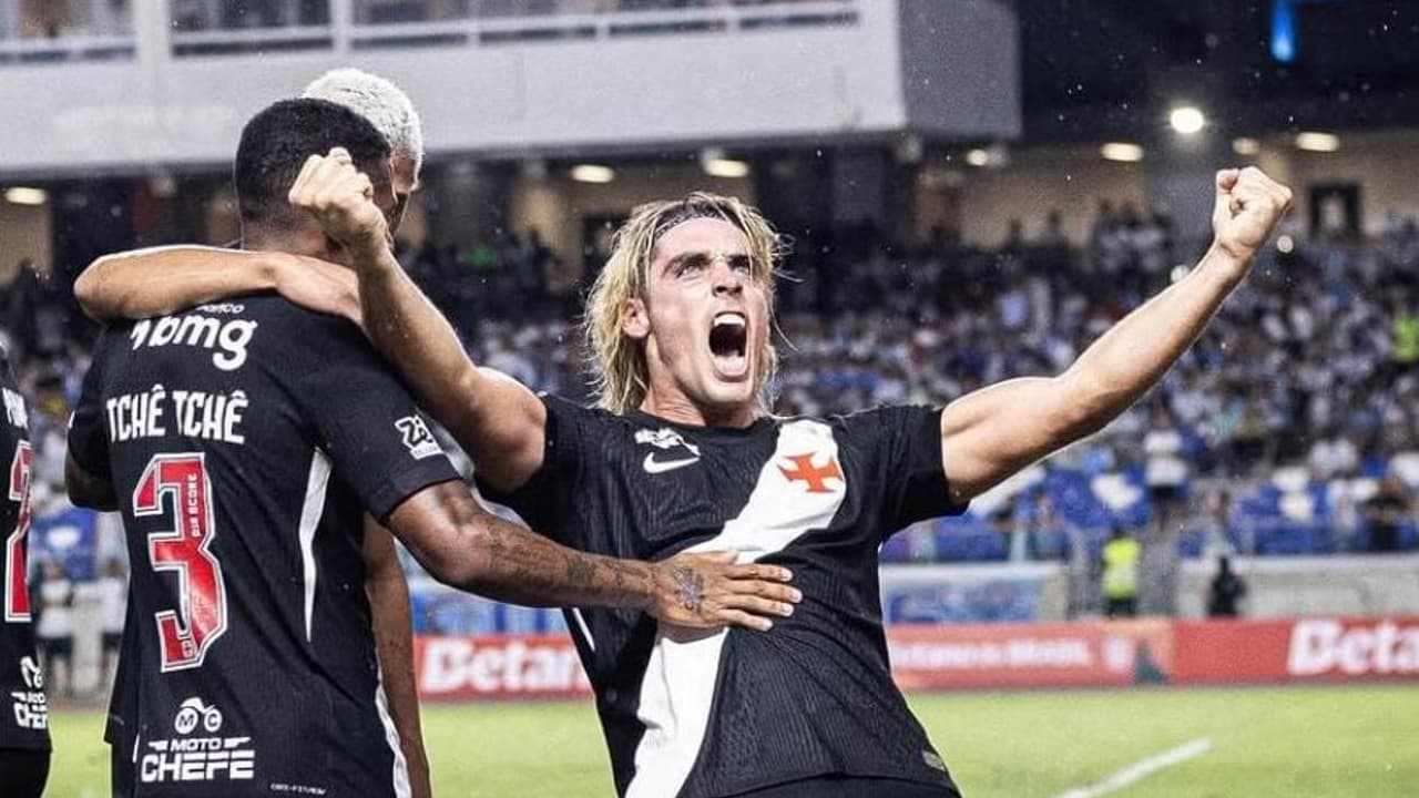 Spinelli comemora sua atuação na vitória do Vasco: 'Sinto que aproveitei'