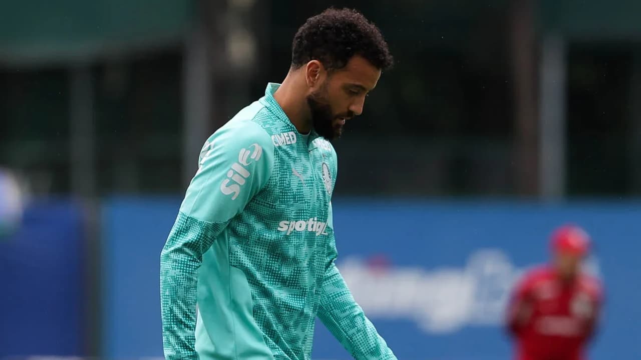 Palmeiras se prepara para duelo decisivo contra o Flamengo com o retorno de Felipe Anderson