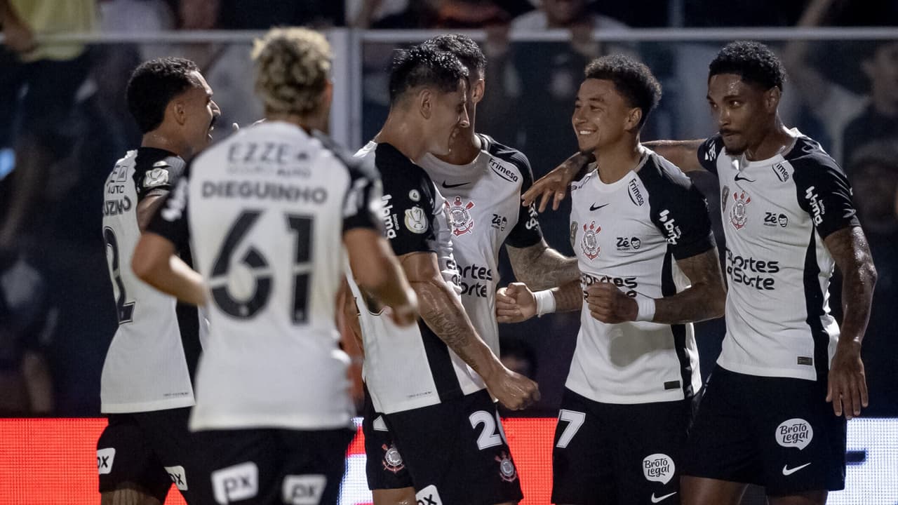 Corinthians define estreia do novo uniforme em clássico contra o São Paulo; entenda