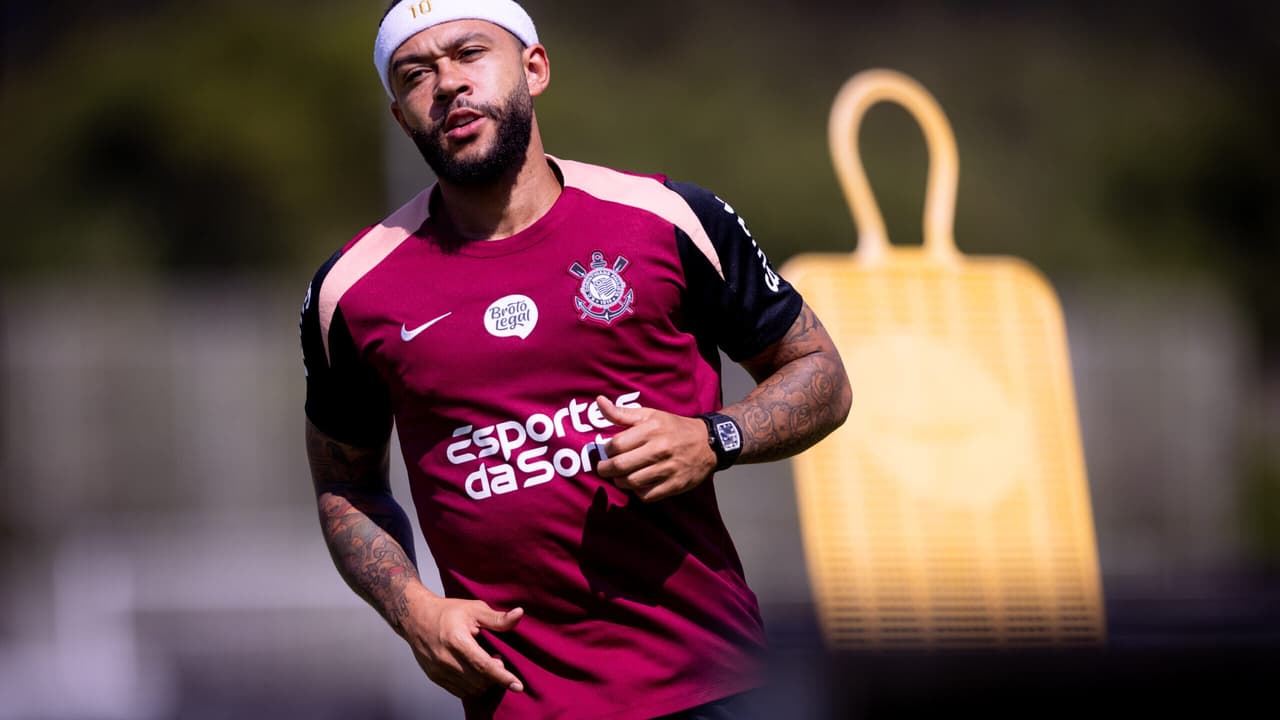 Corinthians aposta em Memphis Depay como titular para duelo decisivo na Neo Química Arena — Futebol