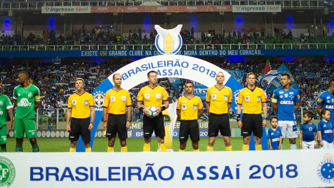 Árbitro paulista vai comandar duelo entre Cruzeiro e Chapecoense no Brasileirão — Futebol