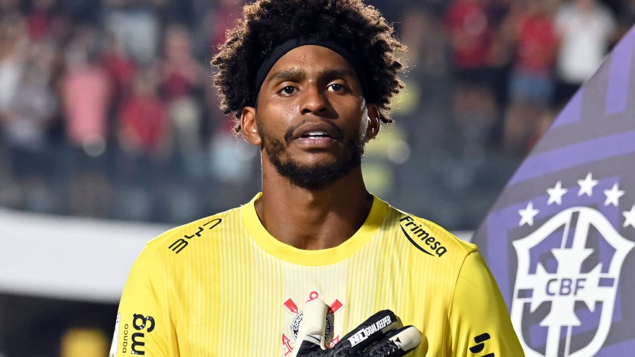 Hugo Souza vive fase brilhante no Corinthians e projeta Copa do Mundo com números impressionantes — Futebol