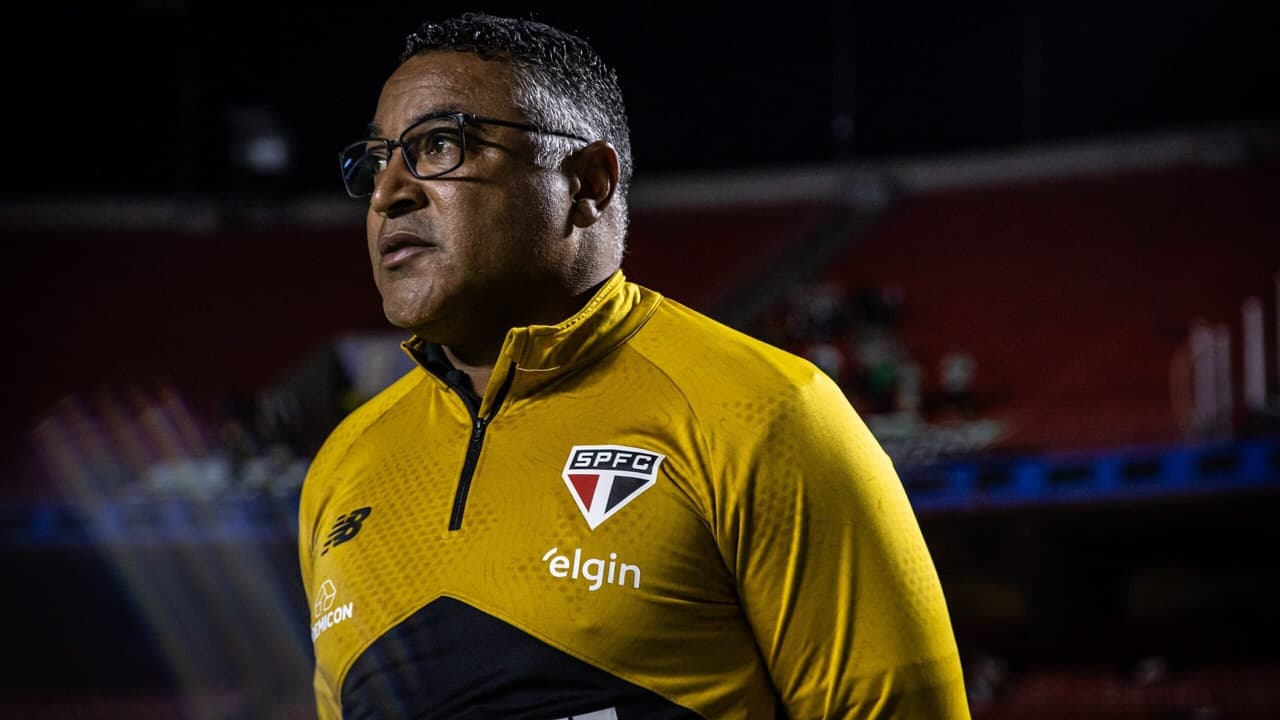 São Paulo com elenco completo encara Bahia: escalação oficial e volta de Lucas Moura — Futebol