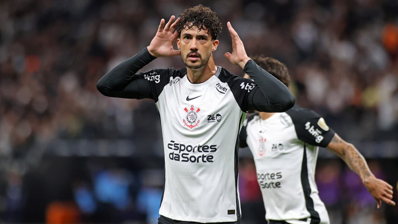Corinthians: Gustavo Henrique explica CNH para ônibus e celebra bom momento