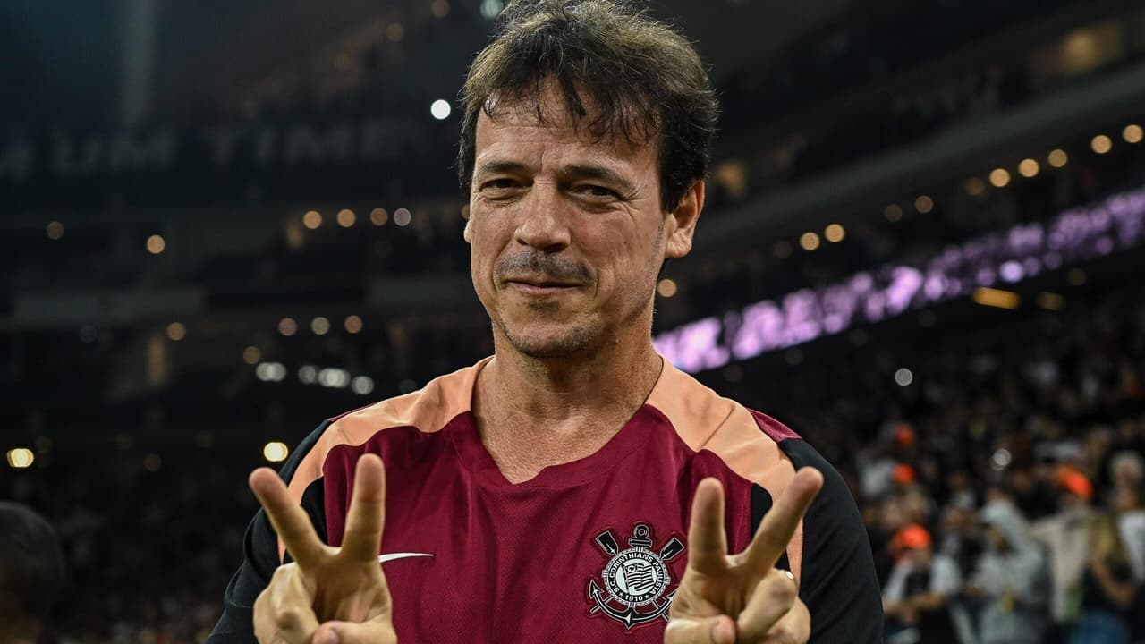 Diniz transforma Neo Química Arena em fortaleza invicta do Timão rumo à decisão na Copa do Brasil — Futebol