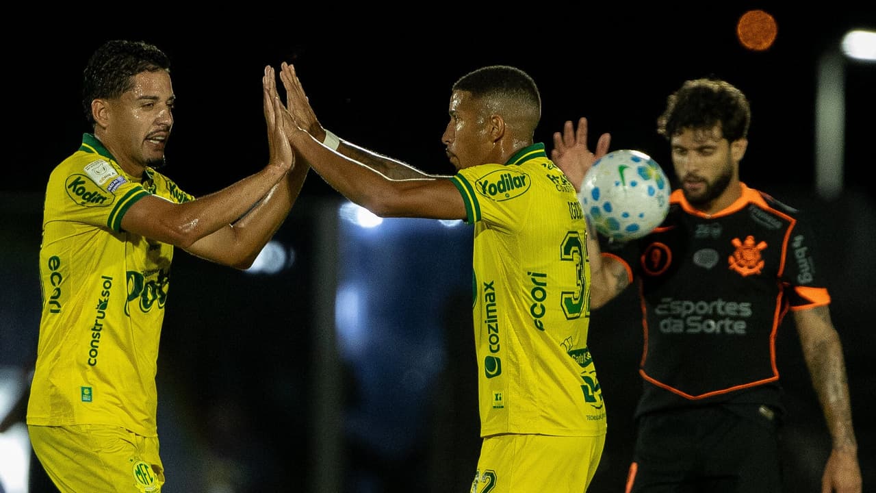 Corinthians perde para o Mirassol e entra na zona de rebaixamento do Brasileirão