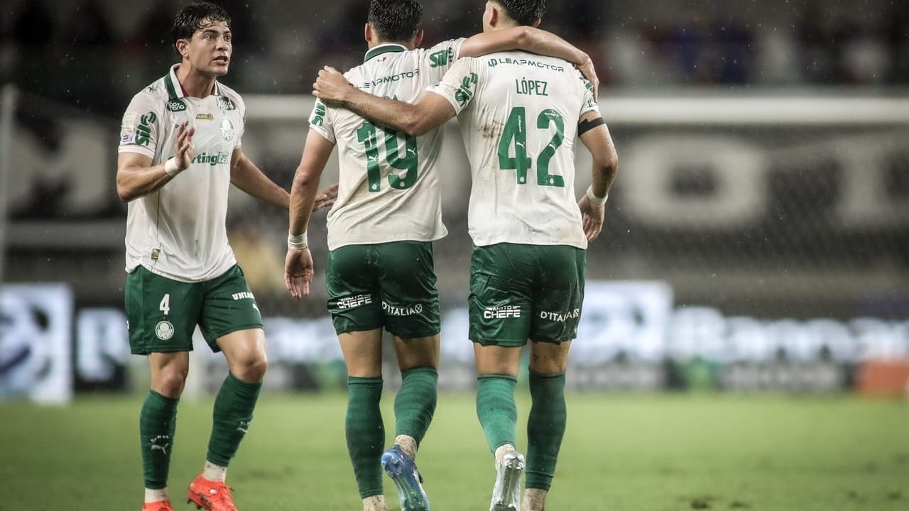 Palmeiras em Vantagem: Titulares Descansados para Confrontos Decisivos