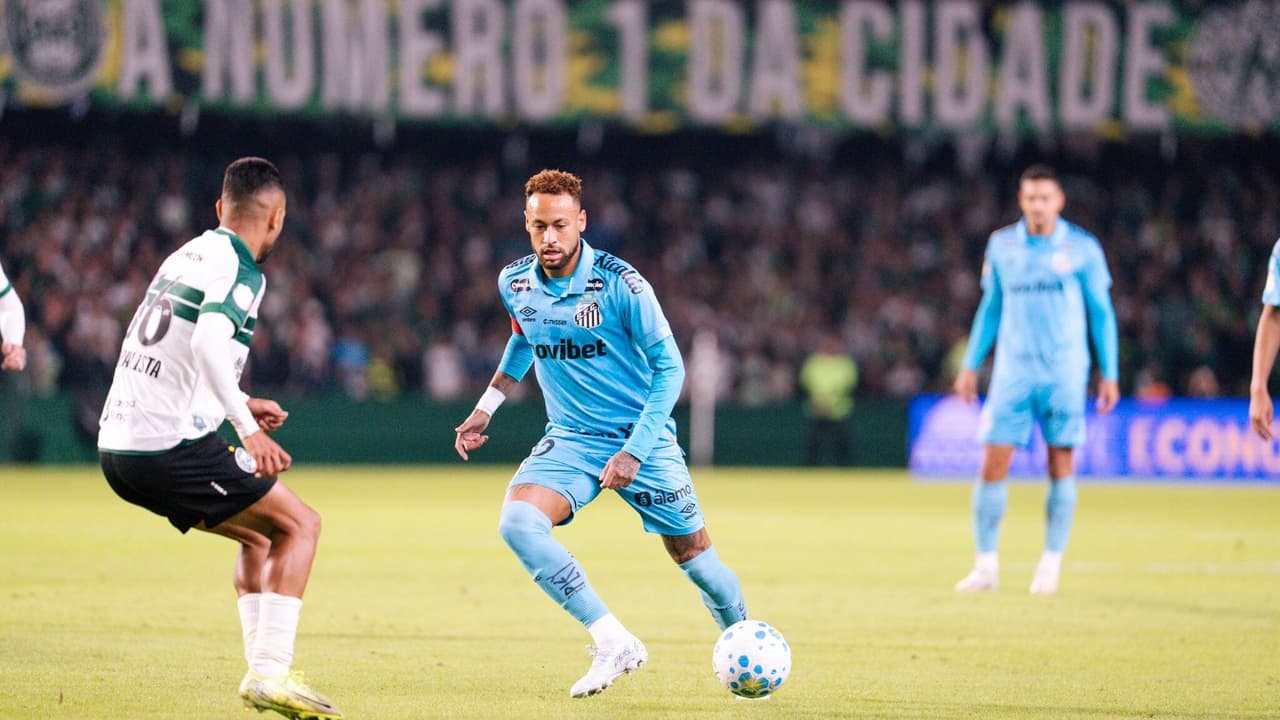 Com atuação discreta de Neymar, Santos vence Coritiba e avança na Copa do Brasil