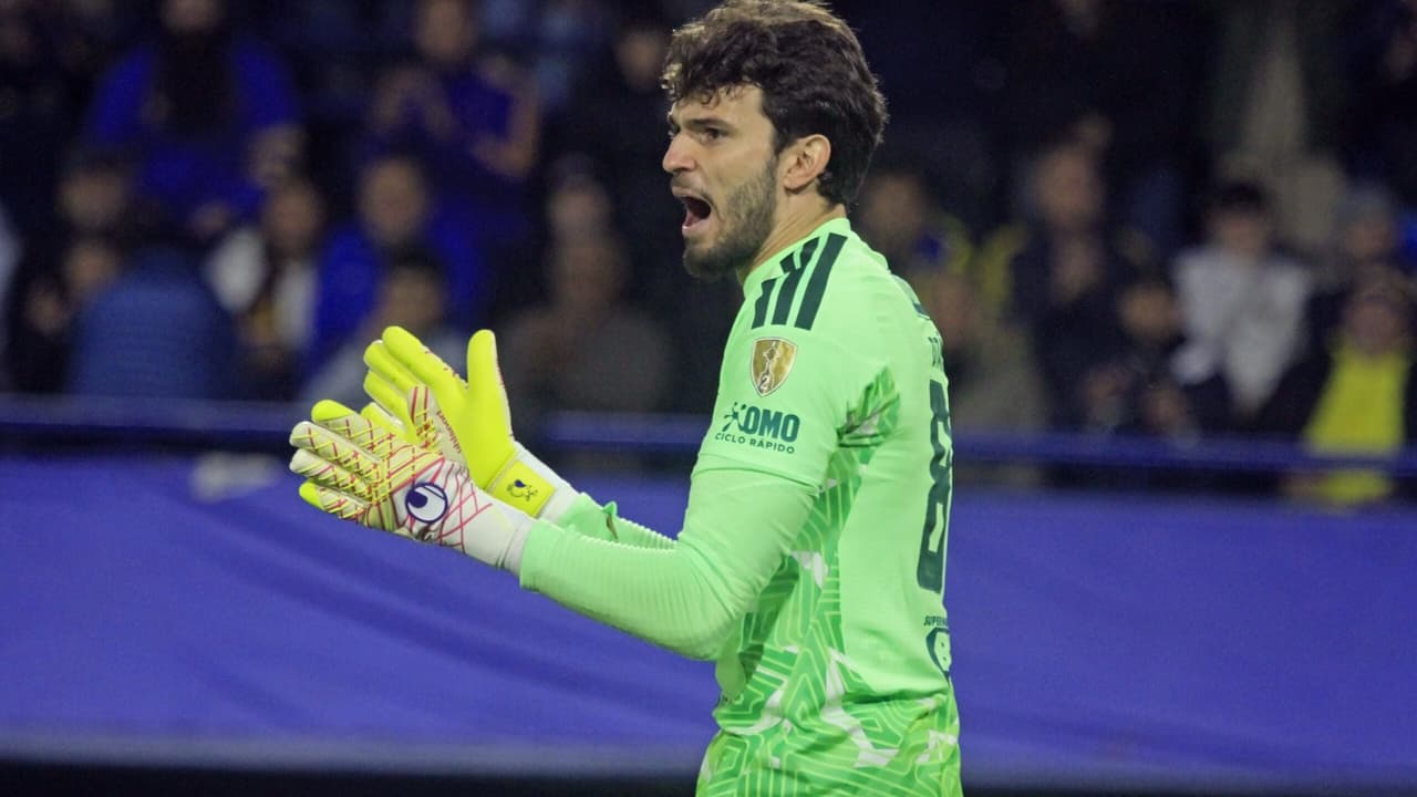 Otávio brilha e garante empate heroico do Cruzeiro na Bombonera — Futebol