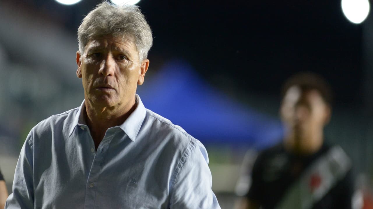 Renato Gaúcho oferece cargo ao Vasco após cobrança da torcida em São Januário — Futebol
