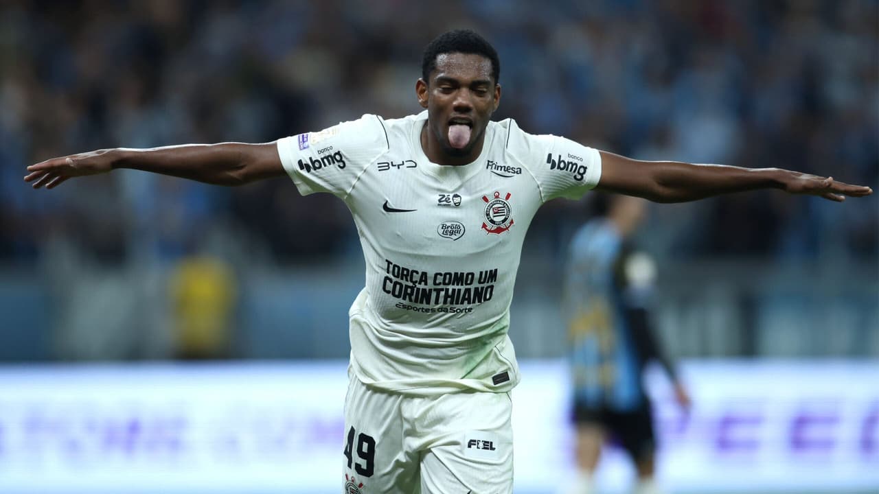 Corinthians reage, vira contra o Grêmio e sobe na tabela do Brasileirão — Futebol