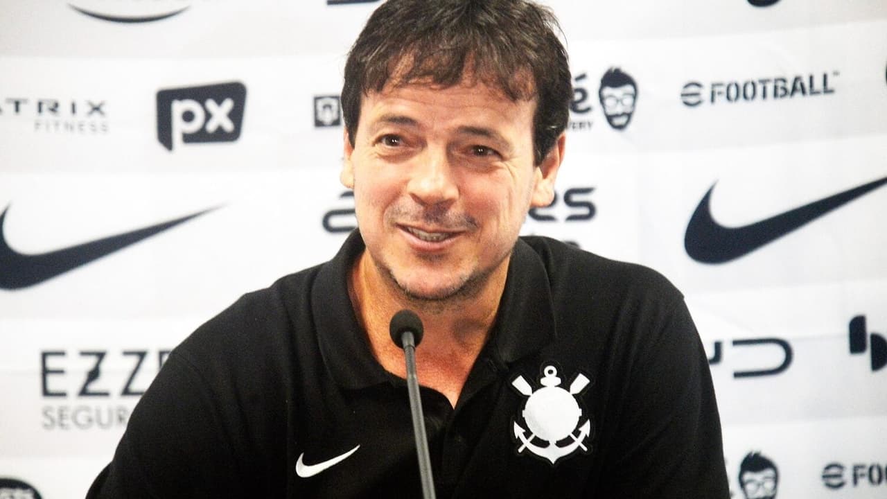 Diniz exalta desempenho do Corinthians e destaca a filosofia de André: 