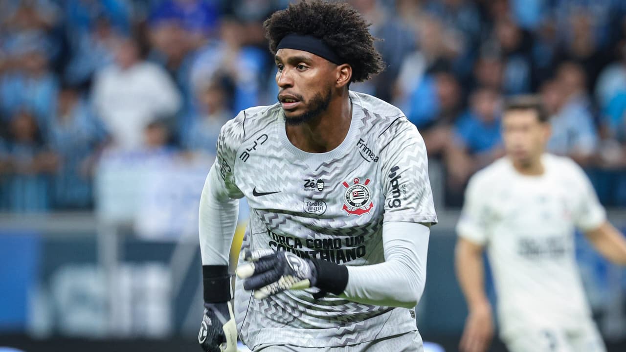 Hugo Souza revê Di María e mira classificação do Corinthians na Libertadores — Futebol