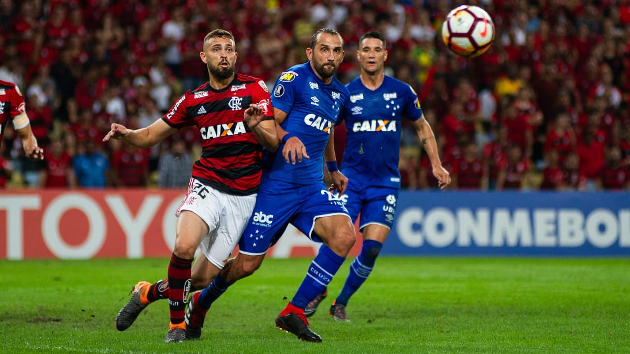 Flamengo e Cruzeiro renovam rivalidade nas oitavas da Libertadores após eliminação de 2018 — Futebol