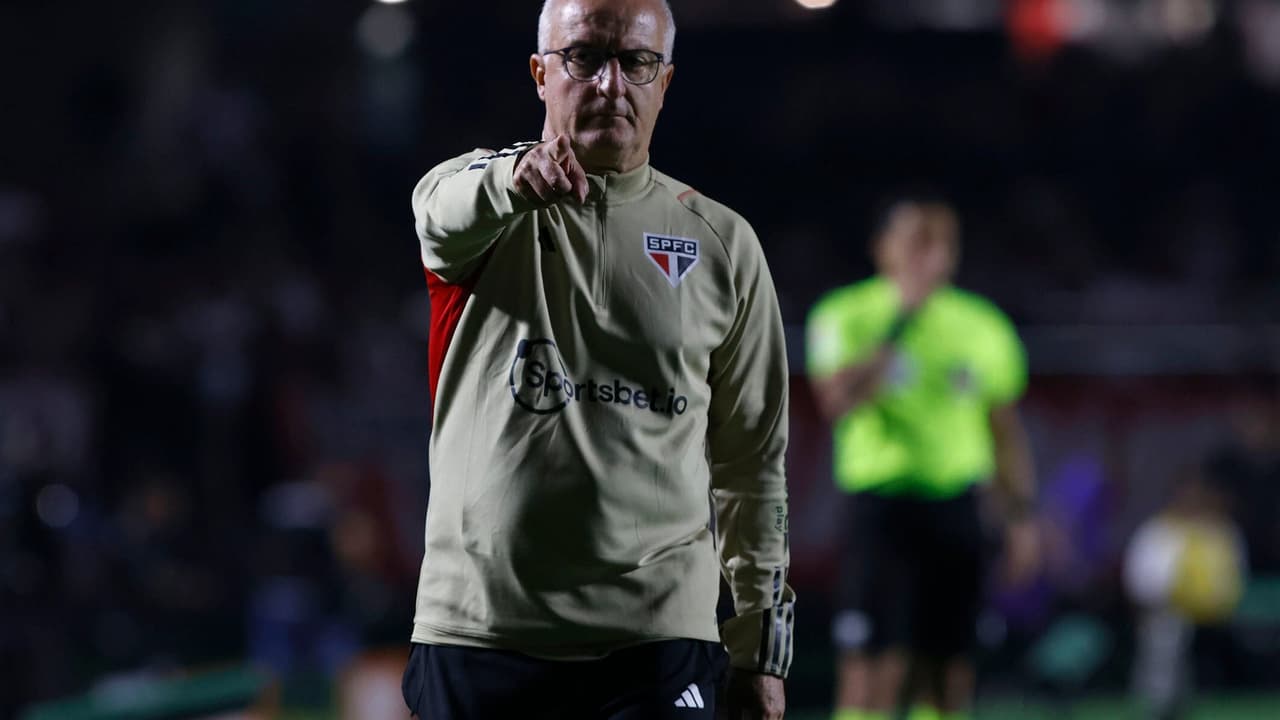São Paulo de olho em novo comando: Cinco técnicos disponíveis agitam o mercado — Futebol